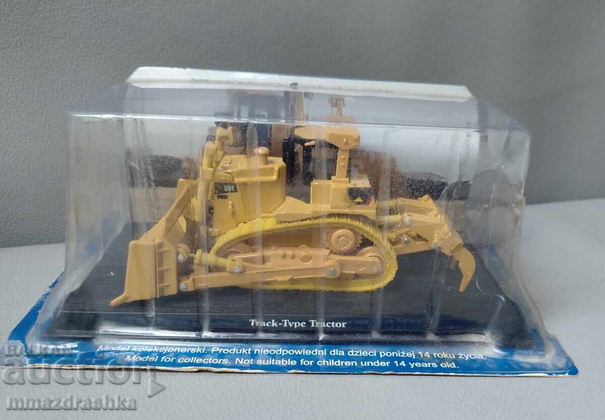 Багер TRACK TYPE TRACTOR