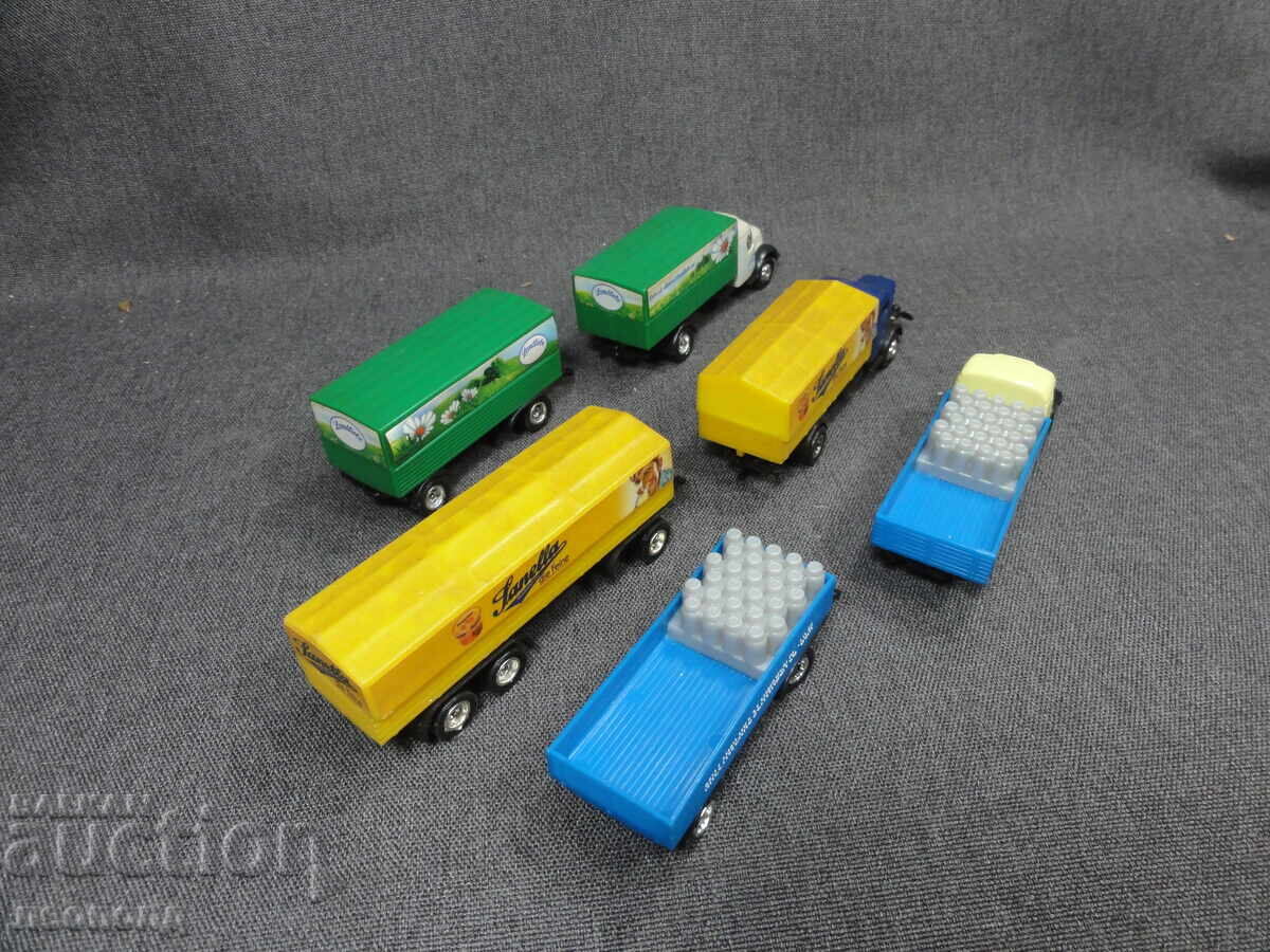 Livrarea LOT DE MAȘINUȚE ȘI CAMIOANE VECHI RETRO 1/87 HO SERIA BERE