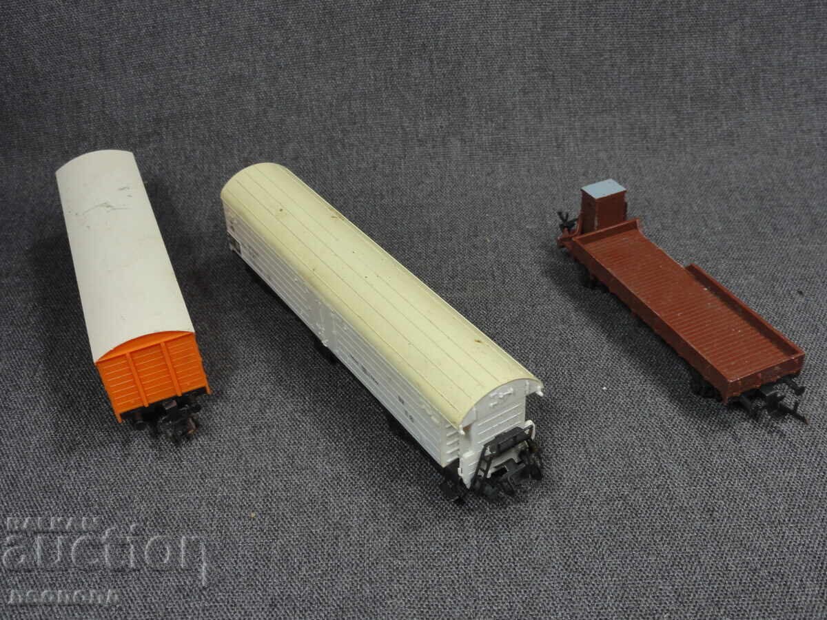 Livrarea LICITAȚIE BZC VAGOANE DE TREN VECHI RETRO TT 1/120