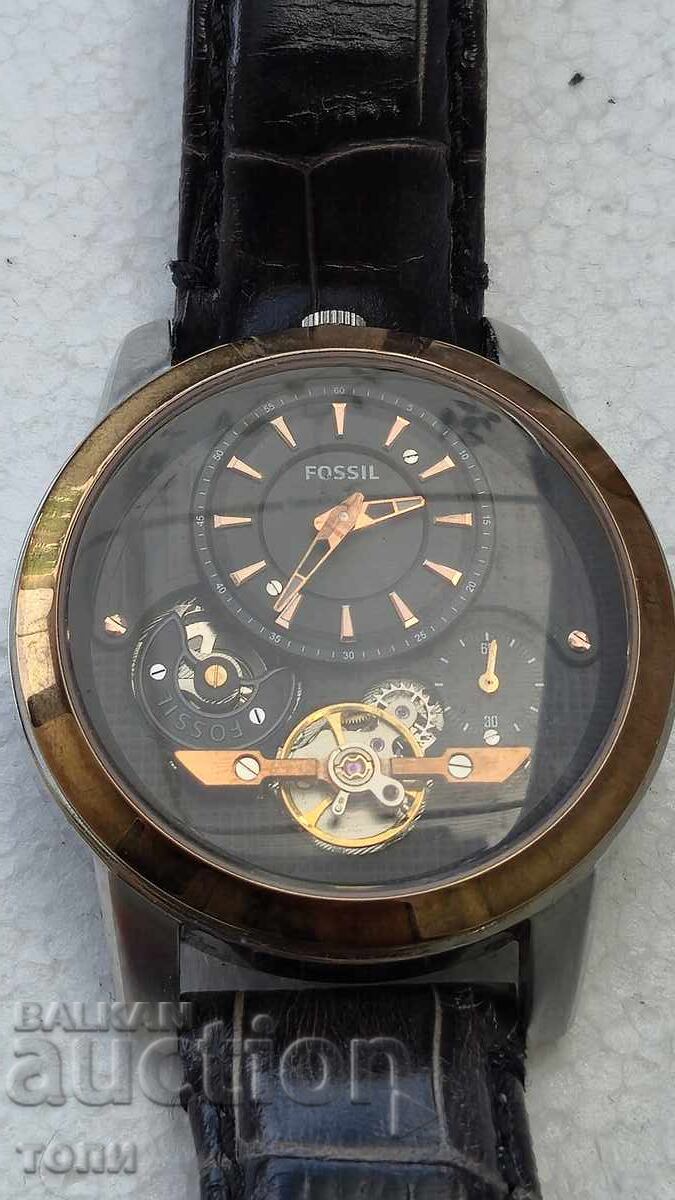 FOSSIL AUTOMATIC РЯДЪК РАБОТИ БЕЗ ГАРАНЦИЯ БЗЦ!!! с цена € 10.50 | 20.54 лв.
