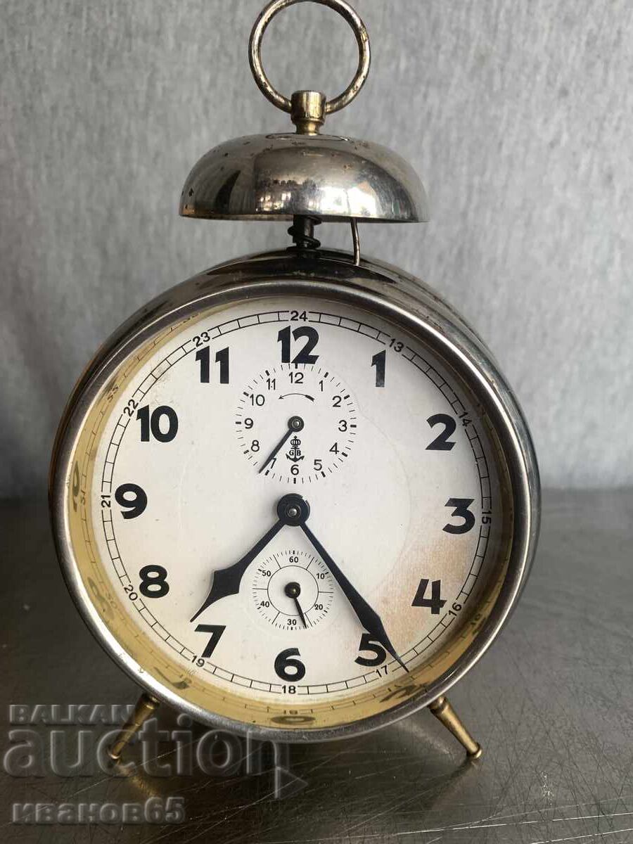 ceas de masă Gustav Becker cu preț € 45.00 | 88.01 BGN