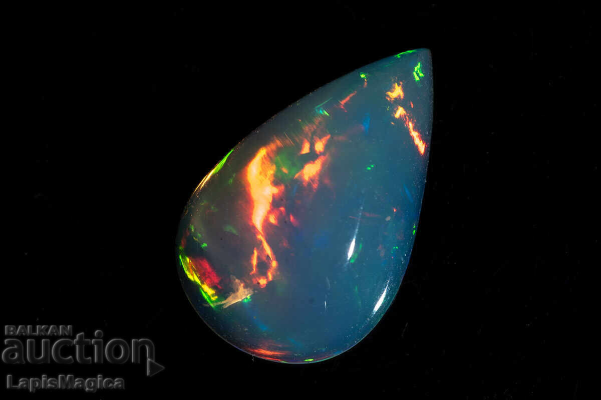 Opal etiopian natural transparent, 2.90ct, formă pară, caboșon cu preț € 145.00 | 283.60 BGN