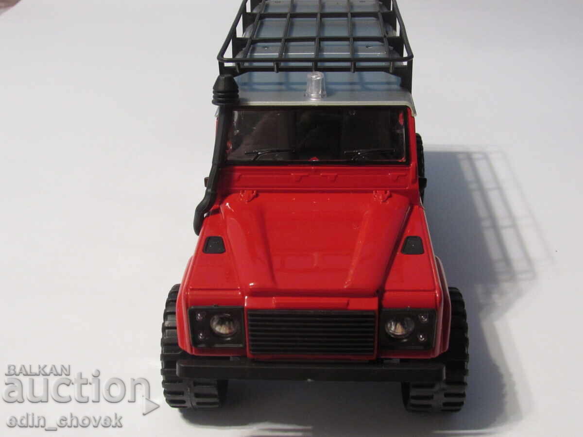 Συλλεκτικό μοντέλο αυτοκινήτου Land Rover 1/18 - 5