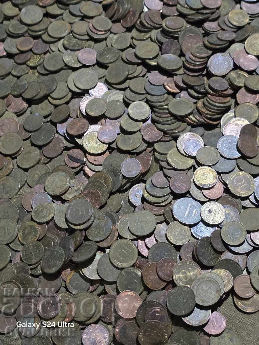 Monede de câțiva mii de cenți. 4,3 KG. BZC cu preț € 11.01 | 21.53 BGN
