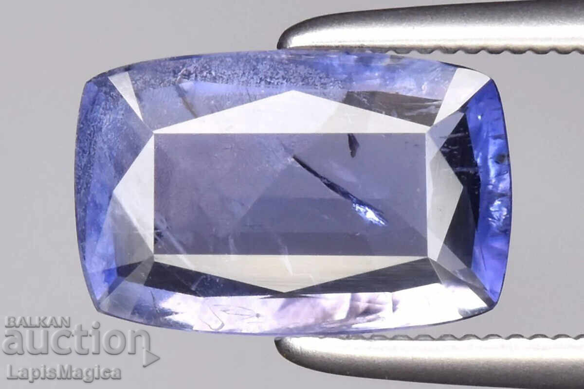 Iolit violet natural 1.36ct 9.5x6mm tăietură cushion