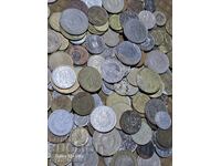 Monede din toată lumea de la un cent. 157 buc. Lansez peste 100 de licitații