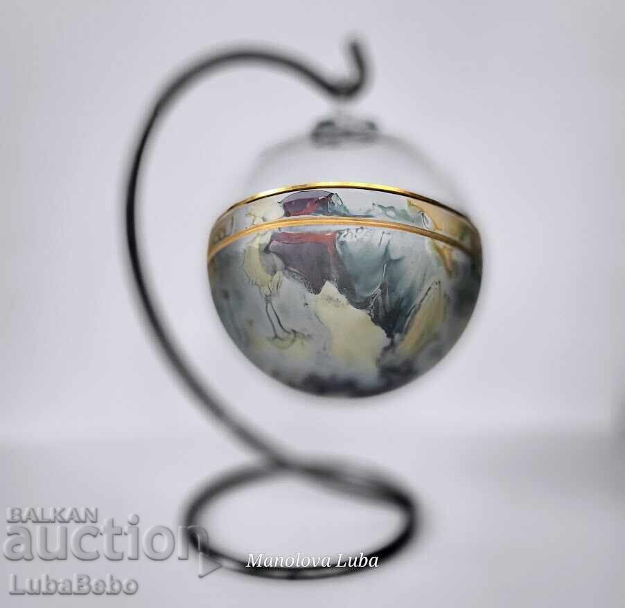 Auction  Hand-painted crystal sphere made by JOSKA Kristall