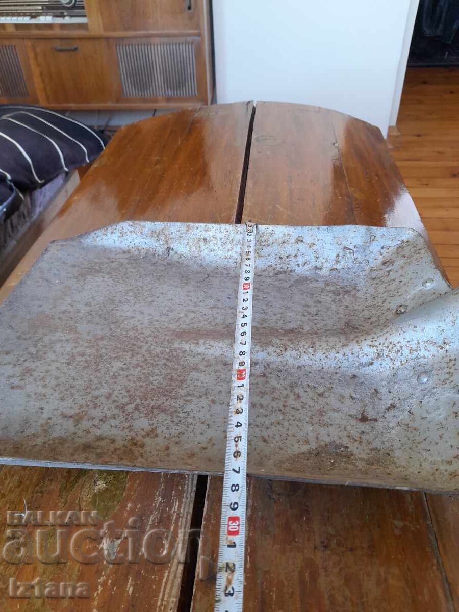 Delivery of Old Kumurdzhijska shovel