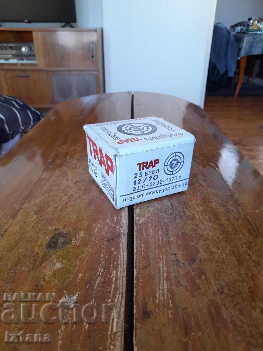 Cutie veche de cartușe de vânătoare Trap, tuburi