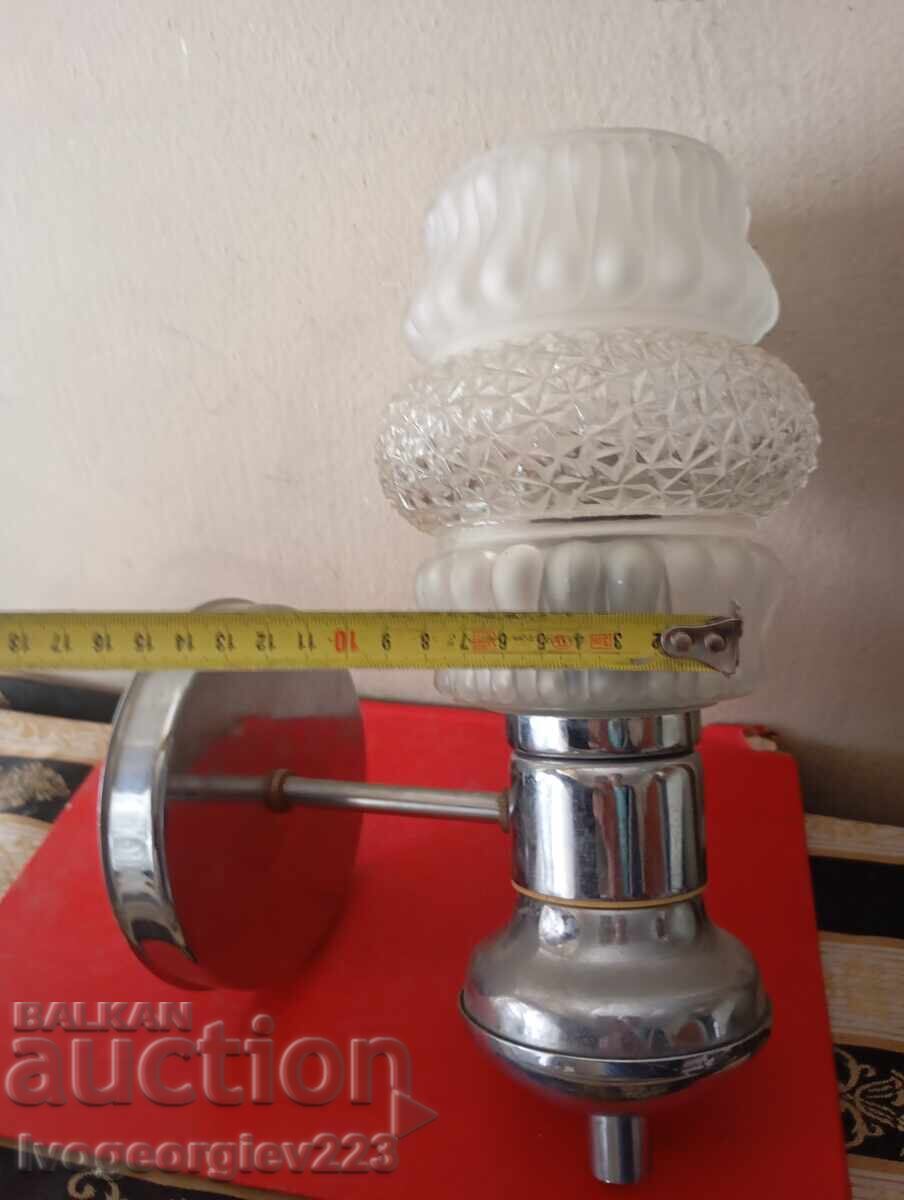 Aplica de perete vintage cu preț € 15.00 | 29.34 BGN