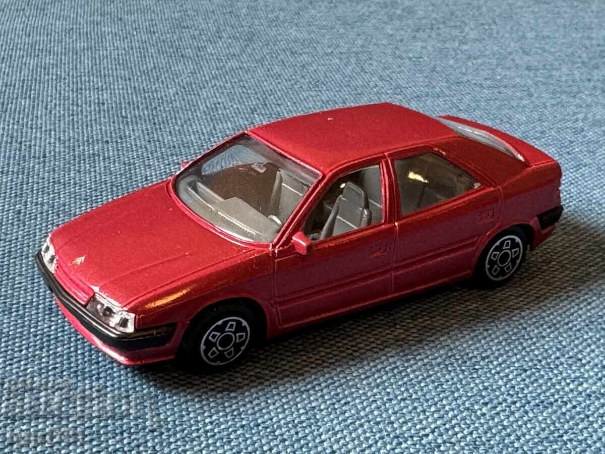 Citroen Xantia Burago de la 1 cent