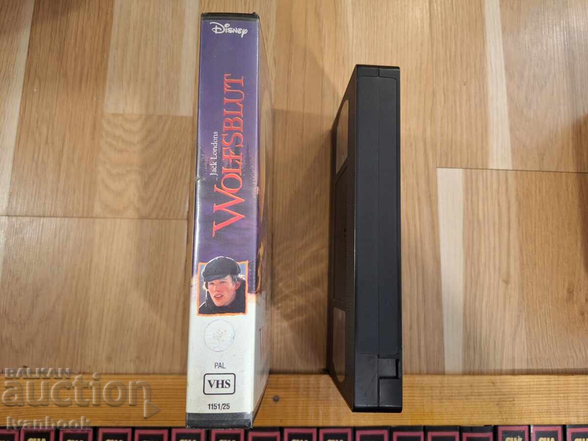 Casetă video VHS - Sânge de lup cu preț € 4.00 | 7.82 BGN