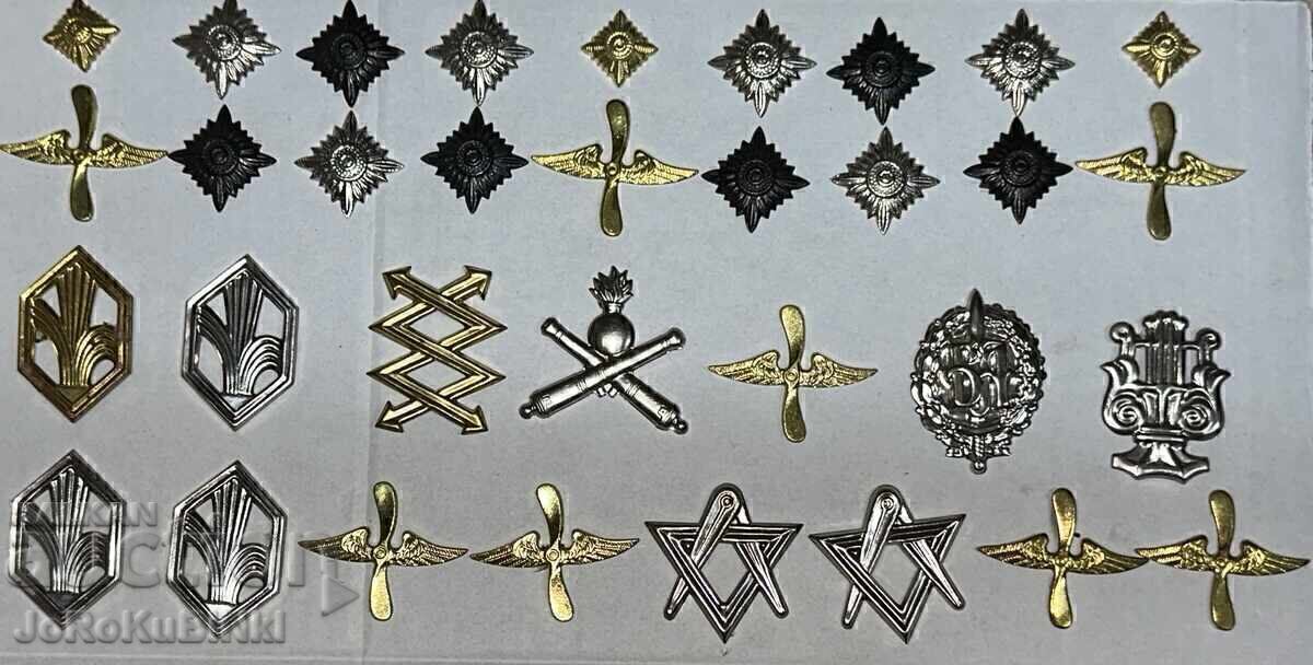 LOT of Bulgarian Army Cockades and Badges—33 pieces with price € 20.00 | 39.12 BGN