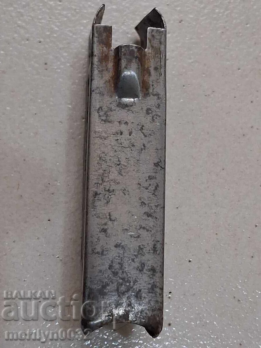 Auction  Mannlicher M-95 rifle cartridge clip/en-bloc clip