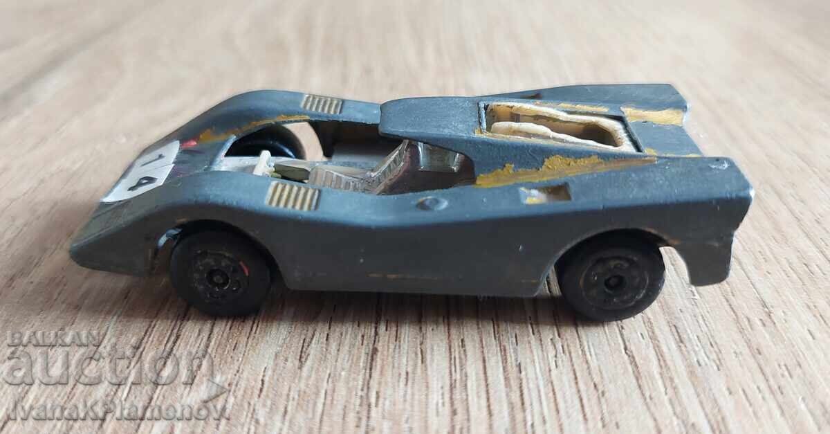 Livrarea Mașinuță metalică Bulgaria Matchbox pentru colecționari