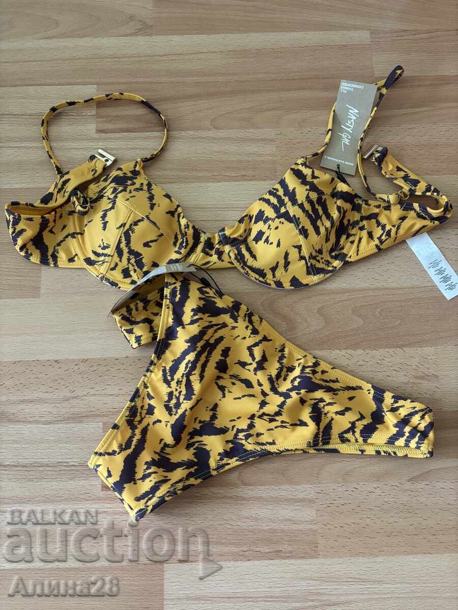 Set bikini Nasty Gal, UK 12 cu preț € 12.00 | 23.47 BGN