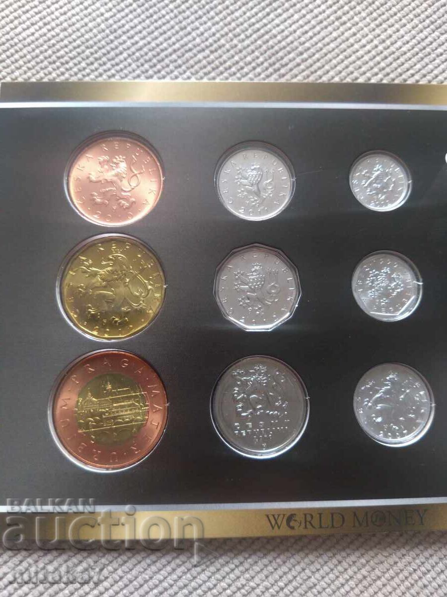 Delivery of Czech Republic coin set