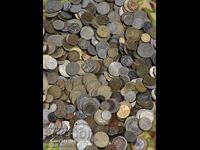 Monede din toată lumea de la un cent. 3,100 kg. Lichidare. Preț fix. Licitație
