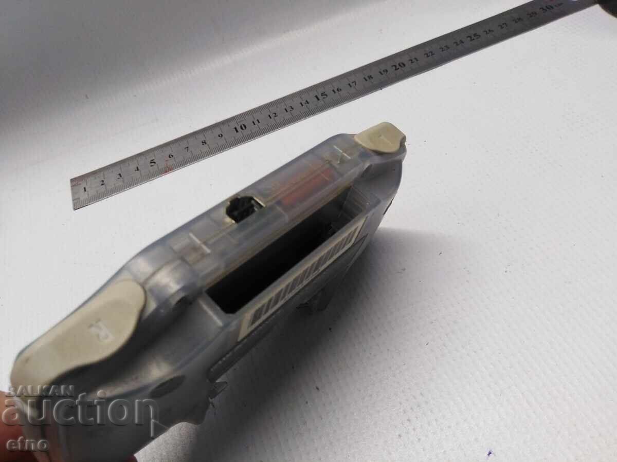 Livrarea JOC ELECTRONIC VECHI NINTENDO "GAME BOY ADVANCE", JUCĂRIE
