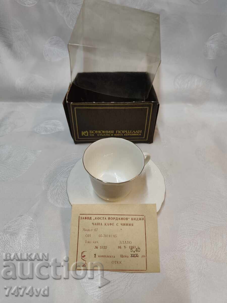 Cană de cafea individuală din porțelan fin de la Costa Jordson