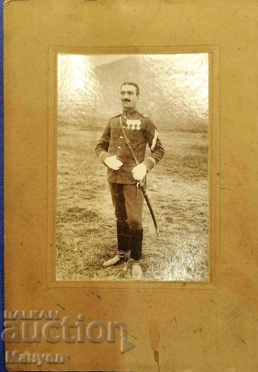Fotografie veche pe carton, triplu cavaler al ordinului „Pentru Curaj” Fotografie veche pe carton, triplu cavaler al ordinului „Pentru Curaj”