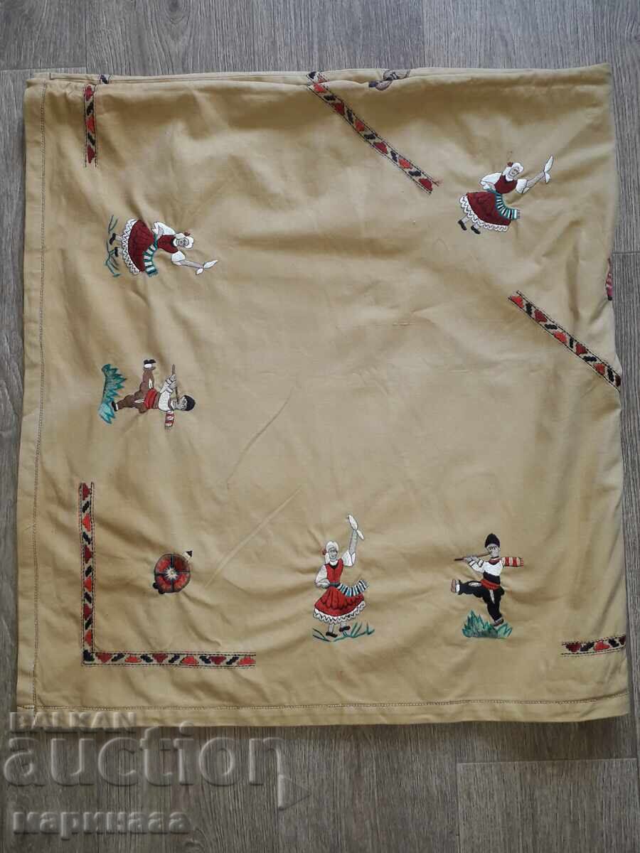 VECHE FAȚĂ DE MASĂ CU BRODERII - 5