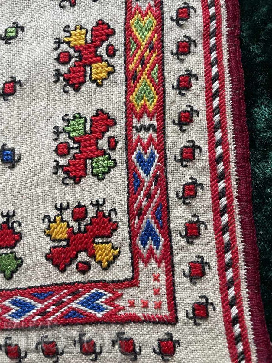Licitație Față de masă, mileu-73/71 cm
