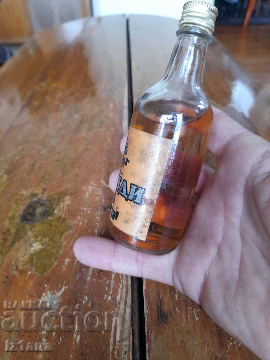 Livrarea Sticlă veche de coniac