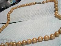 Colier vechi de perle