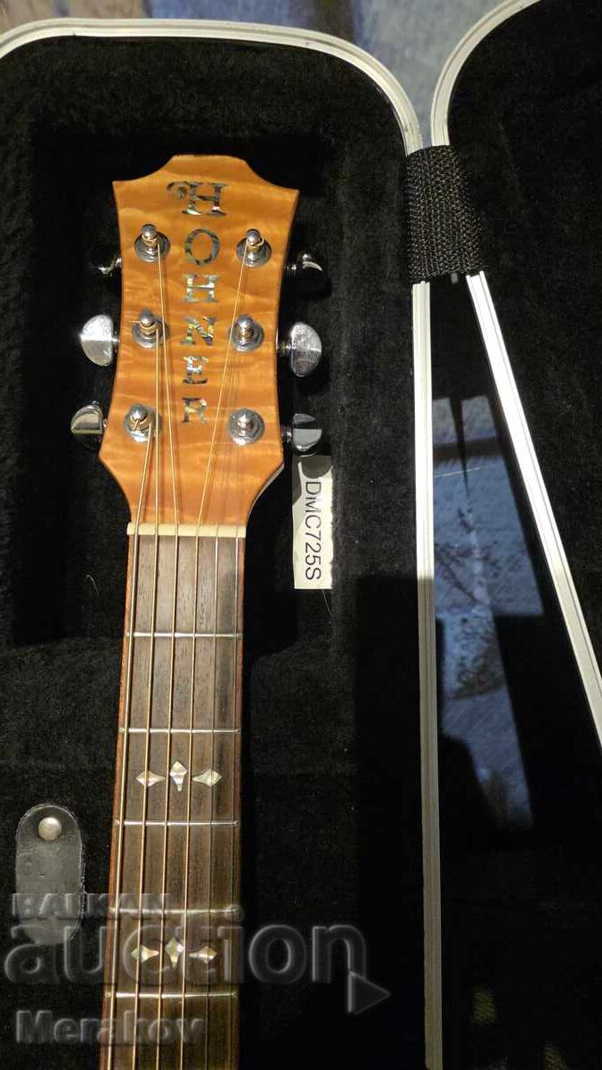 Chitară electro-acustică cu preț € 400.00 | 782.33 BGN