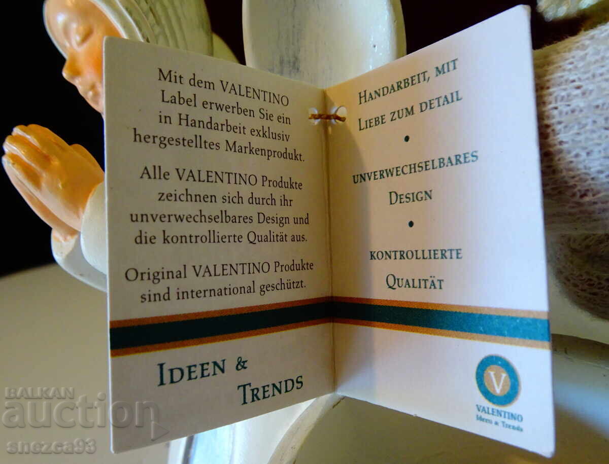 Sfeșnic, figurină Înger Valentino, etichetă, ștampilă cu preț € 17.99 | 35.19 BGN