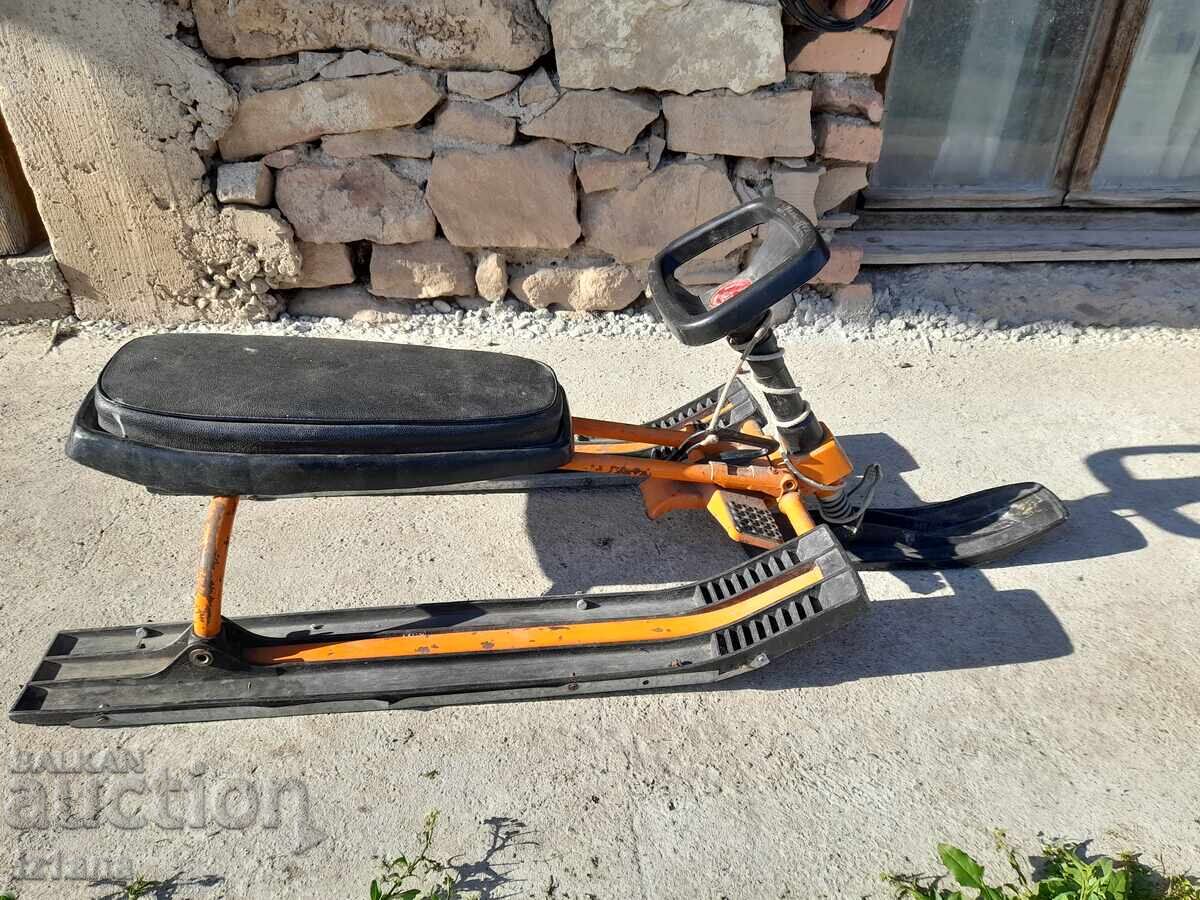 Livrarea Sanie veche pentru copii Argamak