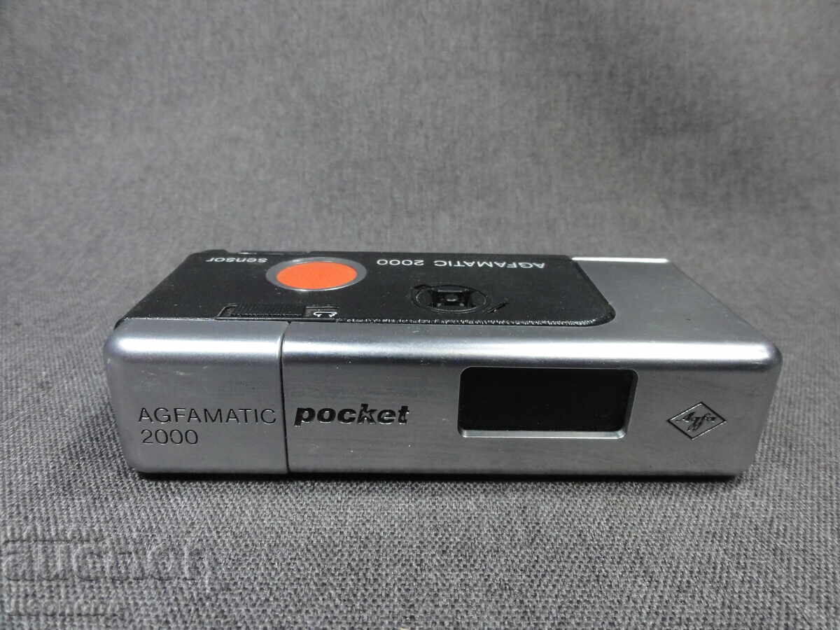 Licitație BZTS RETRO FOTOAPARAT CU FILM AGFA AGFAMATIC 2000 SENSOR