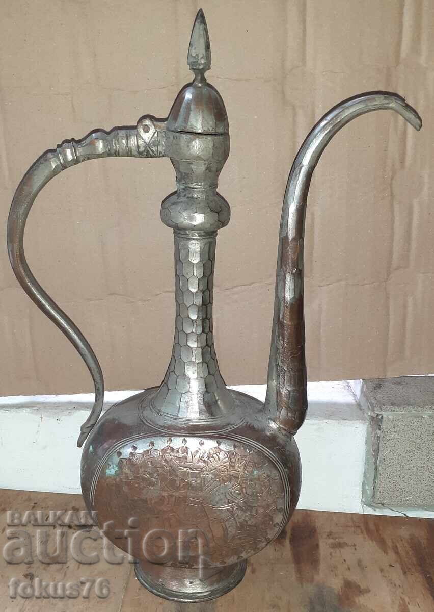Minunat ibric otoman vechi, mare - cupru, gravuri Minunat ibric otoman vechi, mare - cupru, gravuri