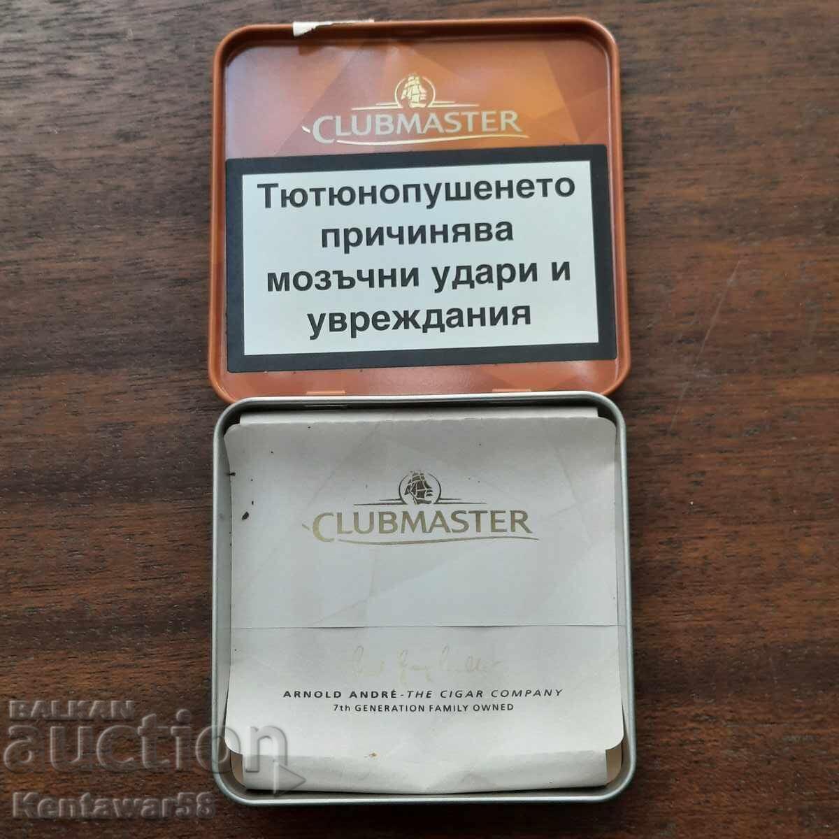 Licitație Tabacheră metalică pentru țigări Licitație Tabacheră metalică pentru țigări