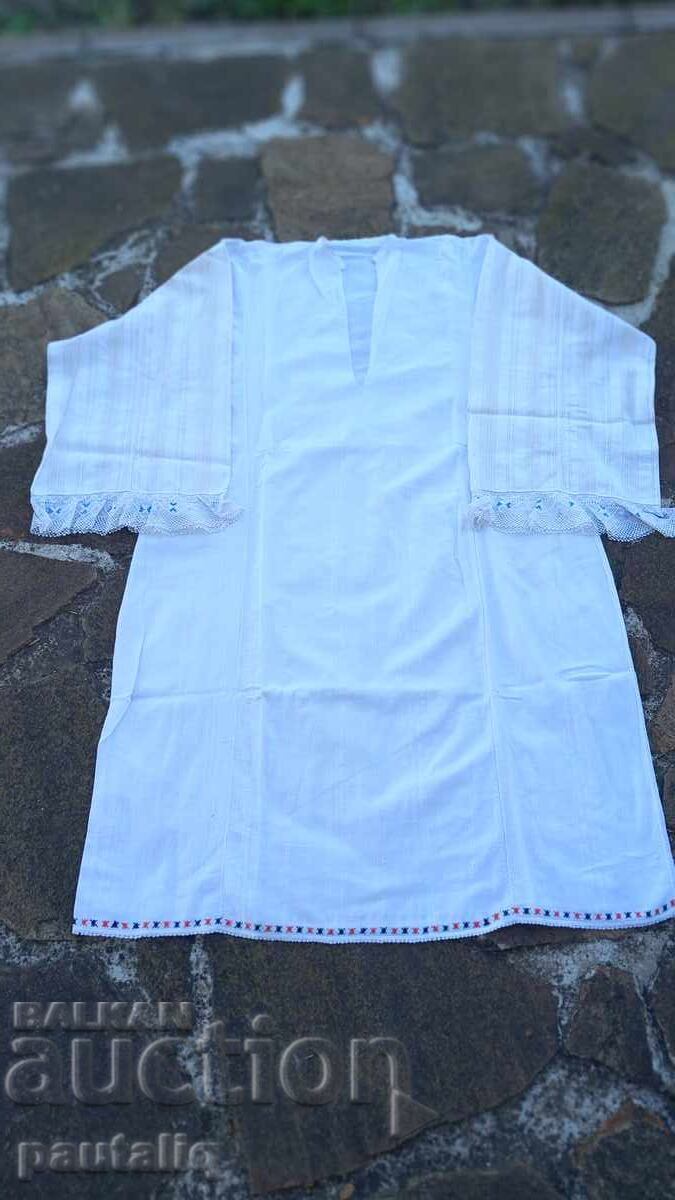 IE FEMEIASCĂ DE COSTUM POPULAR DIN KJUSTENDIL, KENAR, DANTELĂ KENE