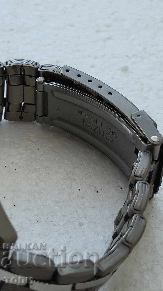 Livrarea CITIZEN CHRONOGRAPH TITANIUM RAR FUNCȚIONAL FĂRĂ GARANȚIE