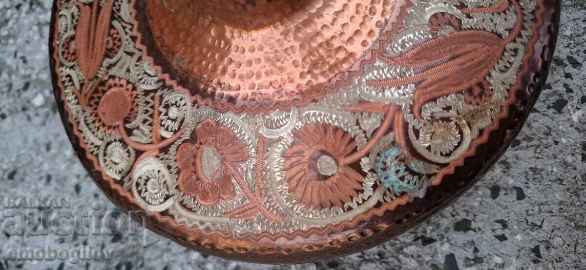 Auction  Old Hand-forged Copper Vase 42cm
