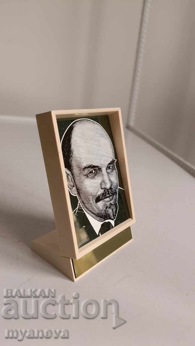 Portret al lui Vladimir Lenin din URSS cu preț € 20.00 | 39.12 BGN