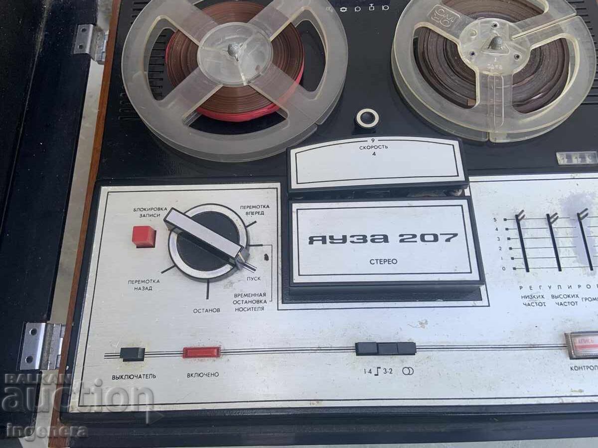 MAGNETOFON RETRO CU ROLE "YAUZA 207" - URSS, ÎN STARE DE FUNCȚIONARE - 5 MAGNETOFON RETRO CU ROLE "YAUZA 207" - URSS, ÎN STARE DE FUNCȚIONARE - 5