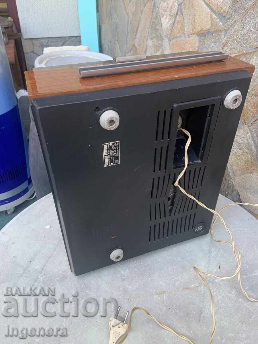 MAGNETOFON RETRO CU ROLE "YAUZA 207" - URSS, ÎN STARE DE FUNCȚIONARE - 7 MAGNETOFON RETRO CU ROLE "YAUZA 207" - URSS, ÎN STARE DE FUNCȚIONARE - 7