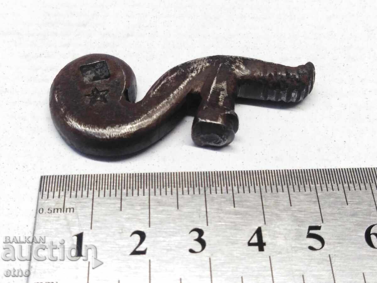 CIOCAN AUTENTIC, CIOCAN, CUC, PENTRU PISTOL, PUȘCĂ EVZALIA, CAPSE cu preț € 15.00 | 29.34 BGN