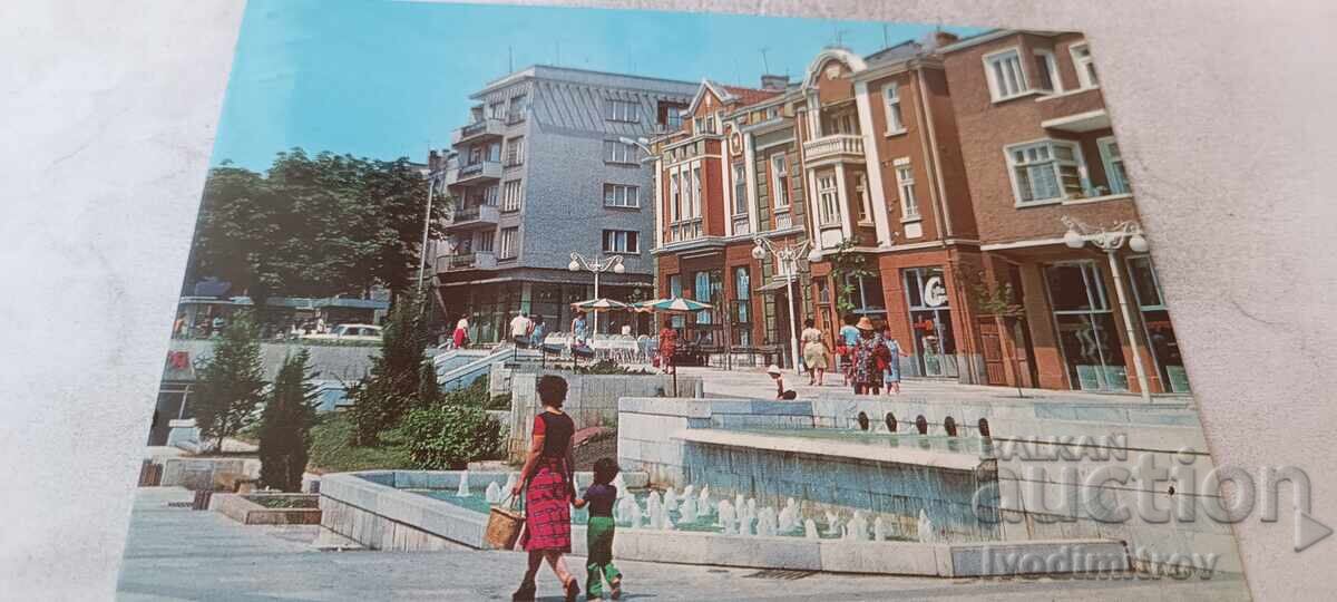 Пощенска картичка Бургас Центърът 1981
