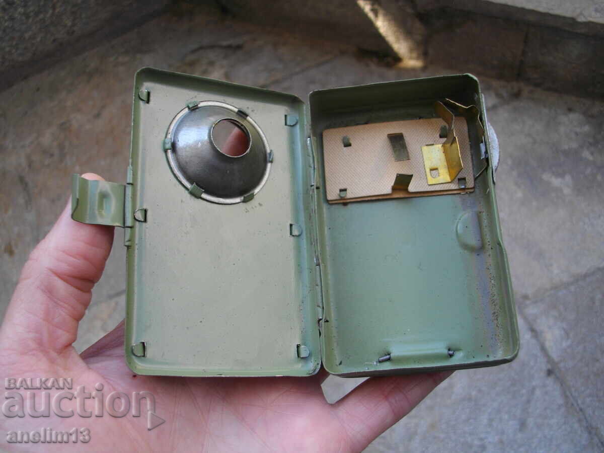 Livrarea LINTERNA MILITARĂ NEW MINT 1 Livrarea LINTERNA MILITARĂ NEW MINT 1