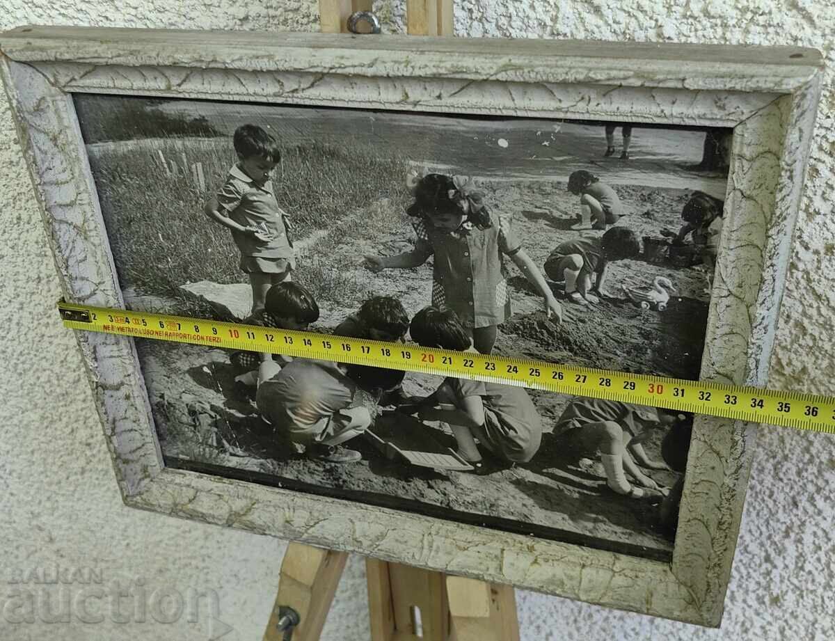 Livrarea VECHE FOTOGRAFIE SOC COPII GRĂDINIȚĂ ȘCOALĂ RAMĂ SOC