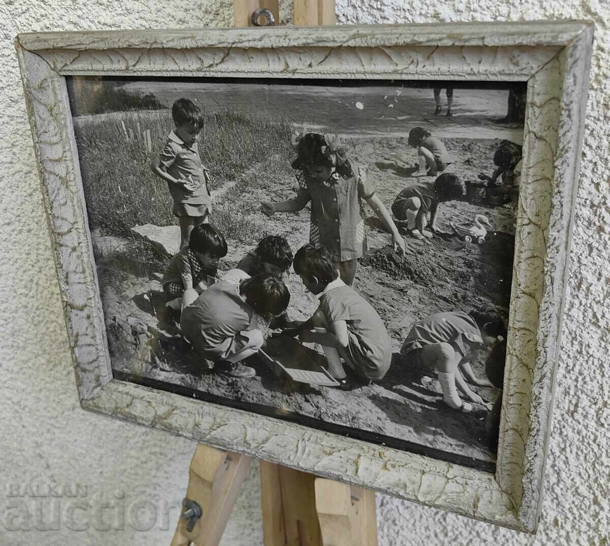 VECHE FOTOGRAFIE SOC COPII GRĂDINIȚĂ ȘCOALĂ RAMĂ SOC