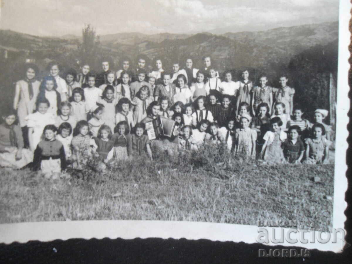 Stara snimka, yuli 1955 g., s. Terziĭsko, Troyansko