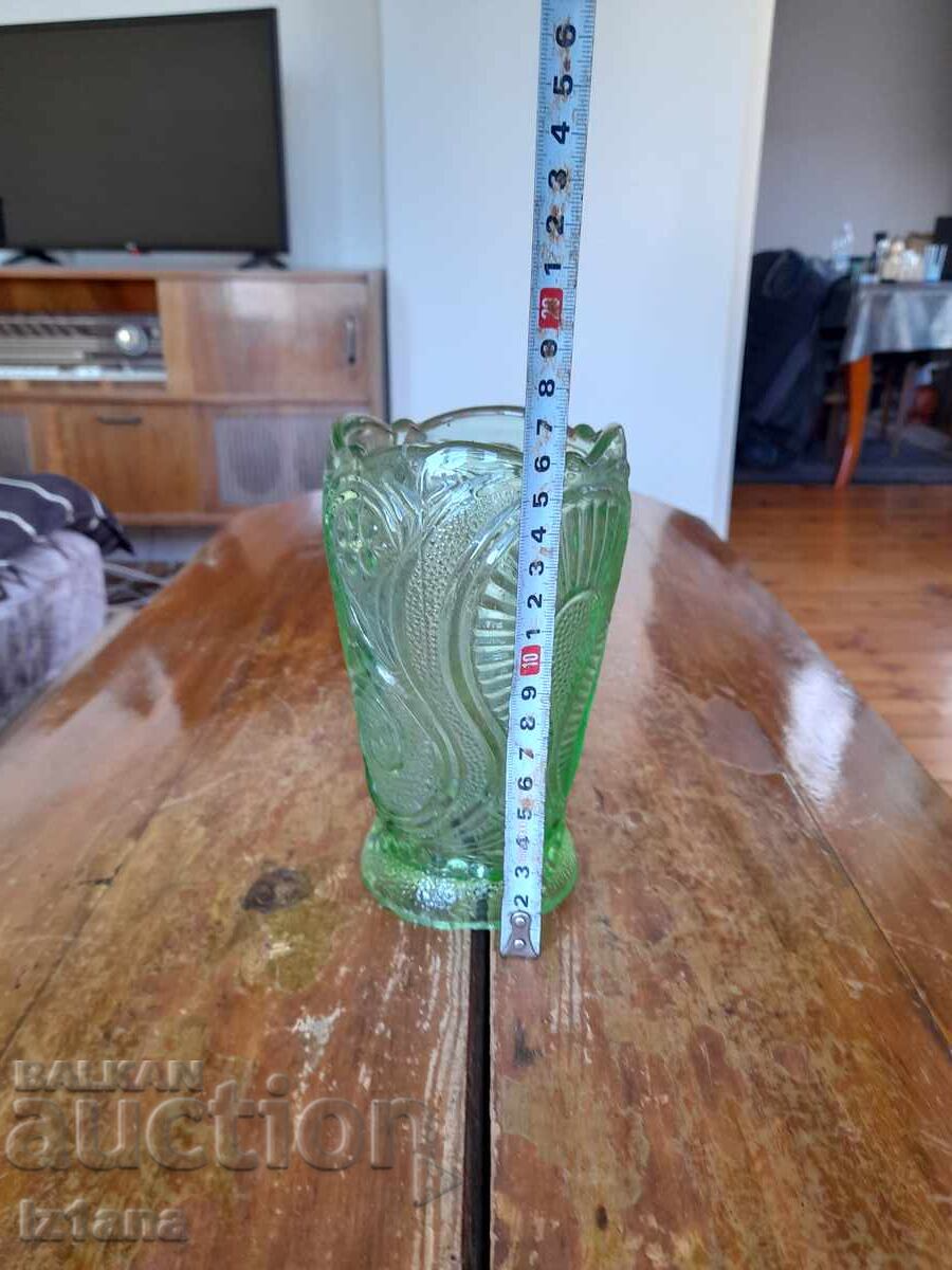 Vază veche de sticlă - 7