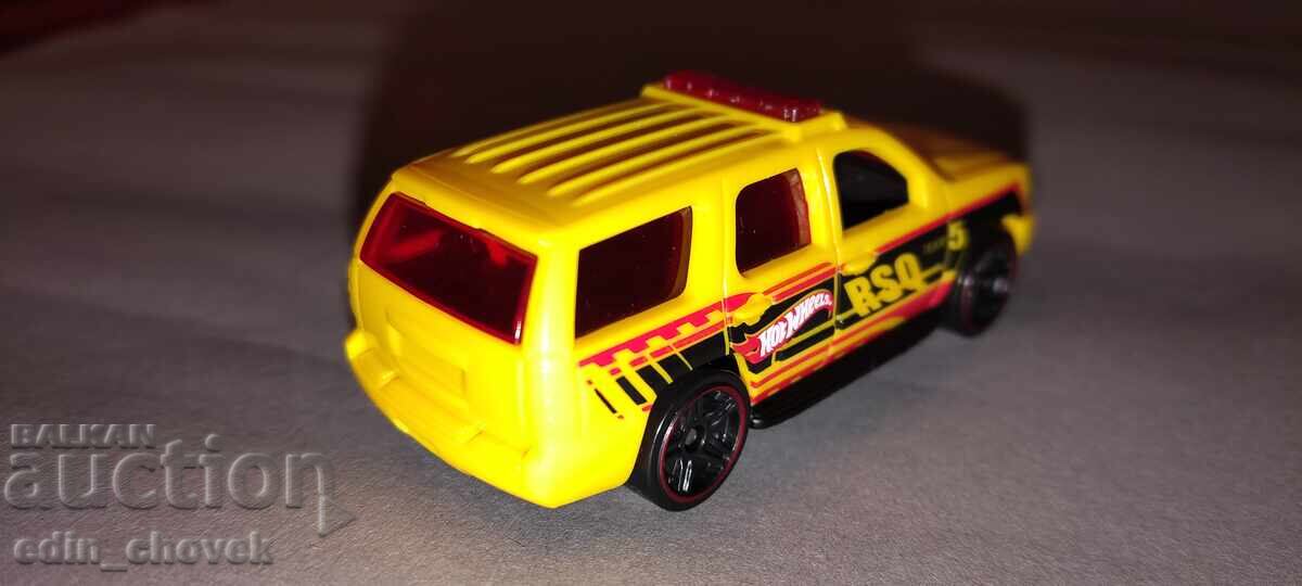 HotWheels '07 Chevrolet Chevy Tahoe cu preț € 1.48 | 2.89 BGN