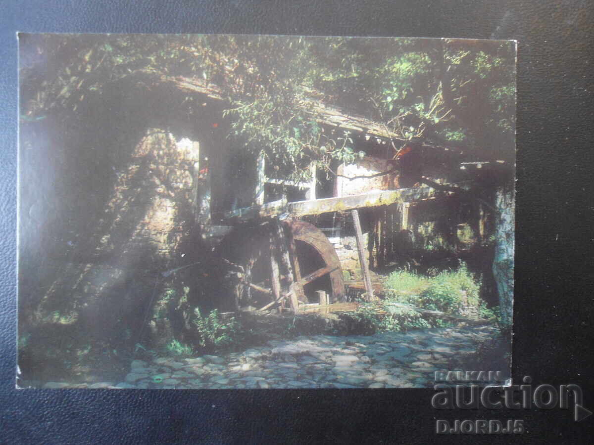 GABROVO. Complexul arhitectural-etnografic "Etar" - piuă (tepavitsa) GABROVO. Complexul arhitectural-etnografic "Etar" - piuă (tepavitsa)